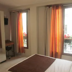 Lecluse Hotel