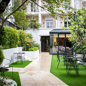 *** Hotel Moliere Francia
