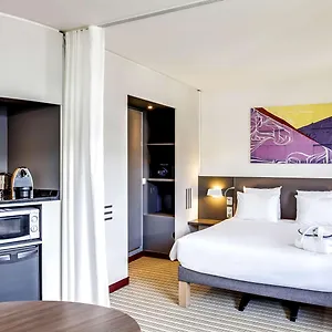 Novotel Montreuil Vincennes מלון