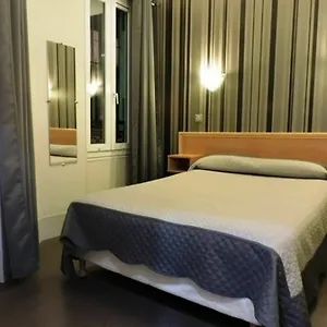 Hotel Bonséjour Montmartre, París